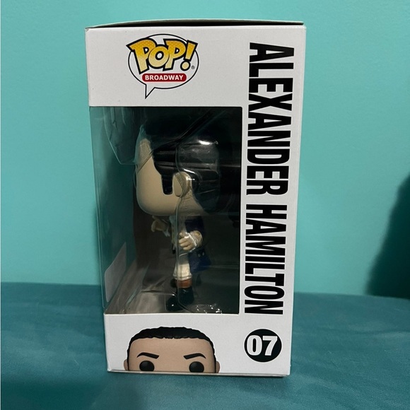 Alexander Hamilton Funko Pop - Picture 2 of 5